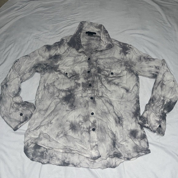 Sanctuary Tie Dye Boyfriend Button Down Shirt XS Gray - Picture 3 of 10